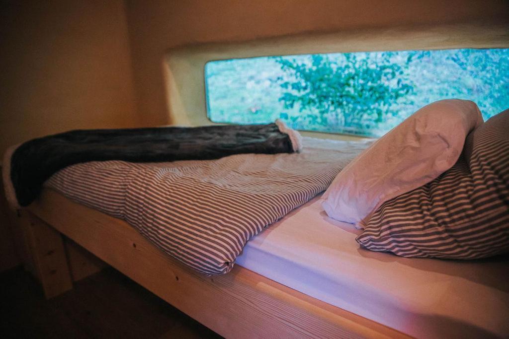 Apartmán Sleeping With Bees - Tourist Farm Muha Grosuplje Exteriér fotografie